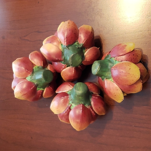 Decorative Artichokes - Picture 2 of 2